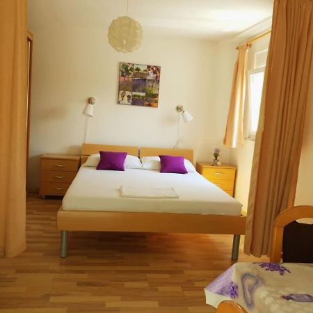 Apartments Andelic Sveti Filip i Jakov Luaran gambar