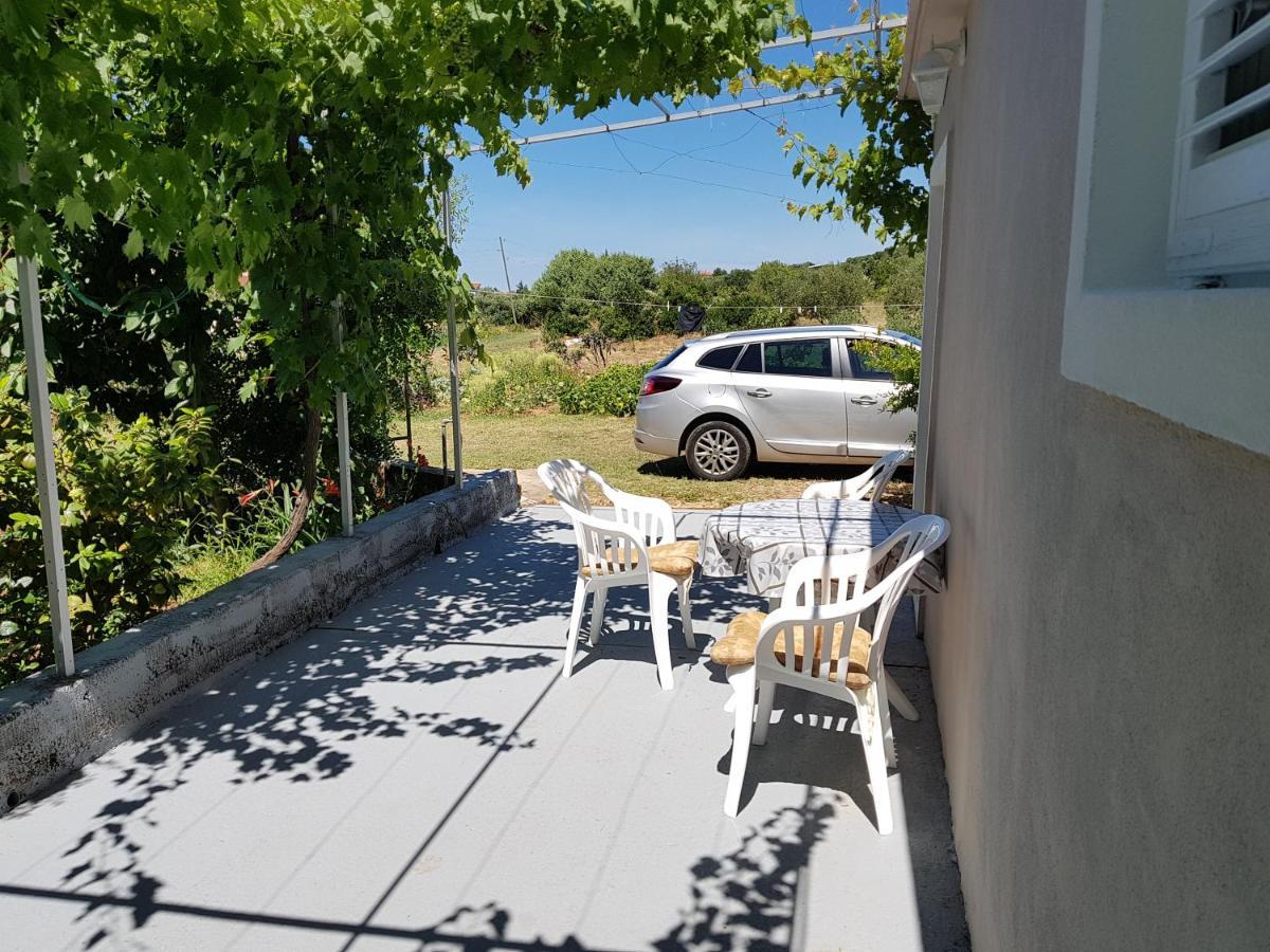 Apartments Andelic Sveti Filip i Jakov Luaran gambar