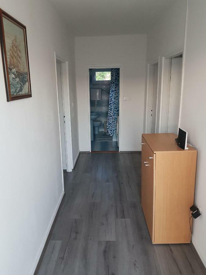 Apartments Andelic Sveti Filip i Jakov Luaran gambar