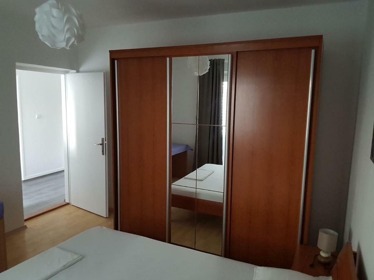 Apartments Andelic Sveti Filip i Jakov Luaran gambar