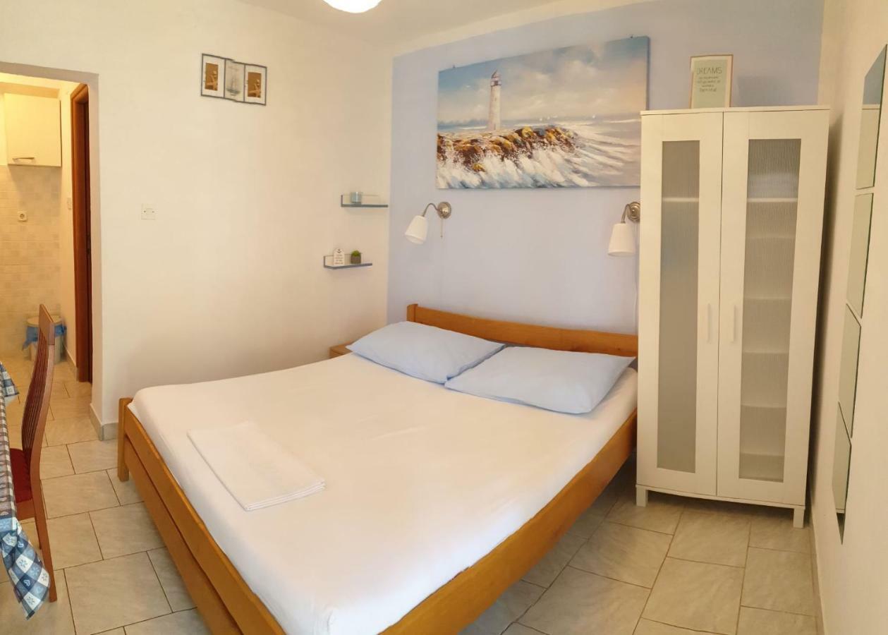 Apartments Andelic Sveti Filip i Jakov Luaran gambar