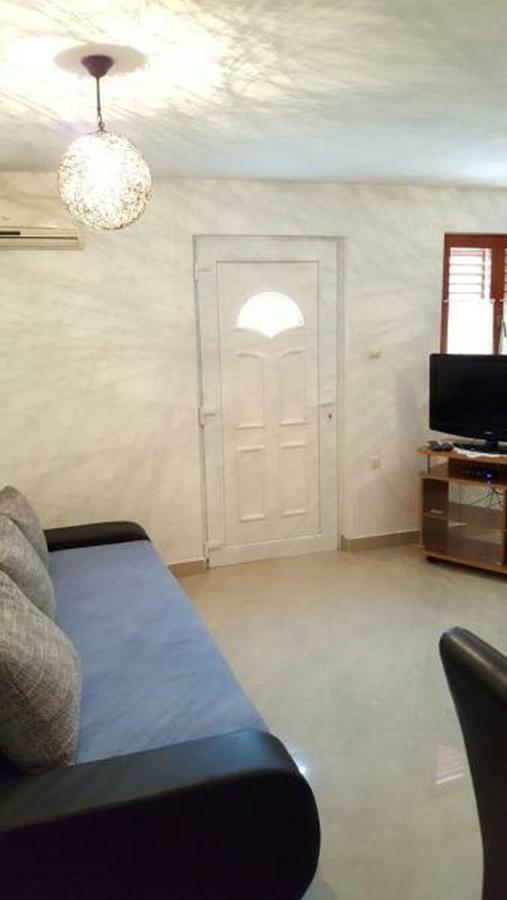 Apartments Andelic Sveti Filip i Jakov Luaran gambar
